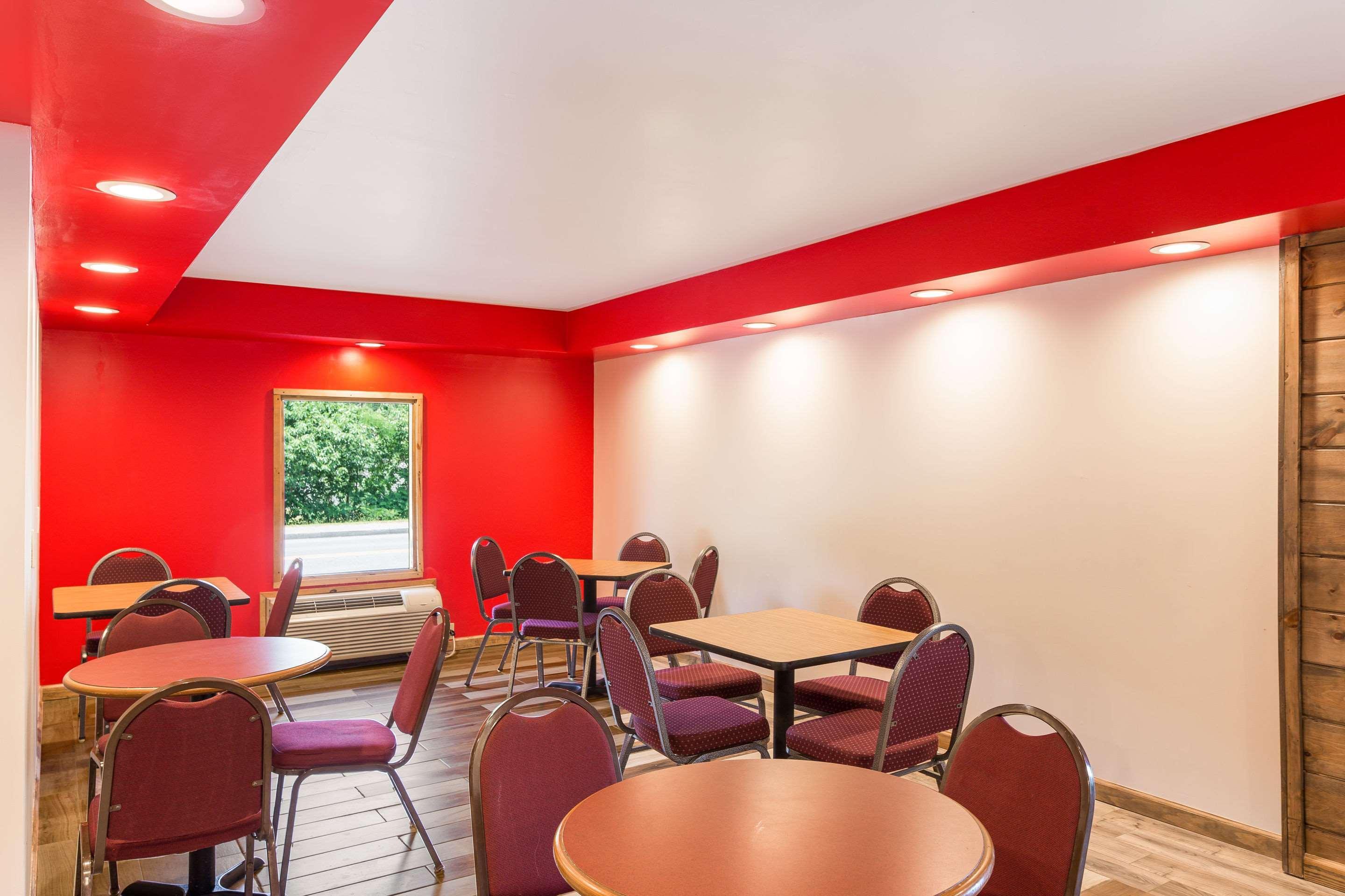 Econo Lodge Pigeon Forge Extérieur photo